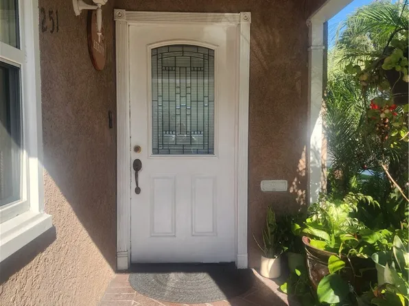 251 E Scott St, Long Beach, CA 90805