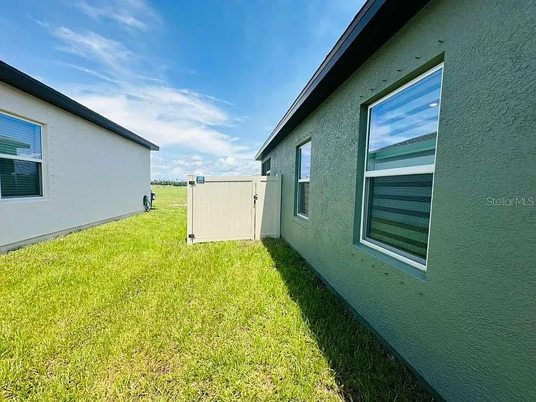 10473 Curving Creek Loop — Photo 28