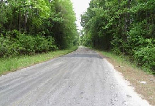 2nd image of 1256 County Road 45