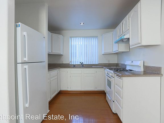 3rd image of 3141 Perlita Ave Unit 3141