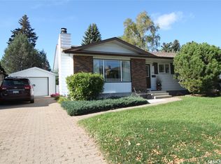 15 Schwager Crescent, Saskatoon, SK S7H 5C1