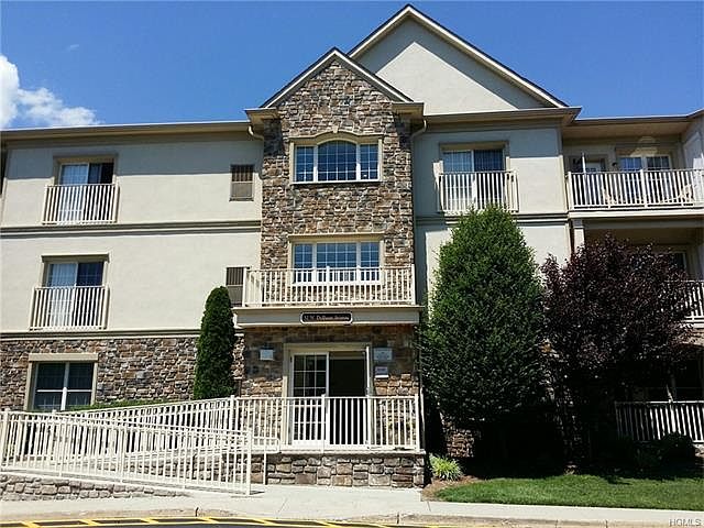 2nd image of 32 N De Baun Ave Unit 306
