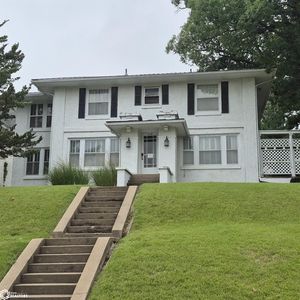 1119 N Court St, Ottumwa, IA, 52501