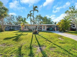 2481 Del Rio Way, Dunedin, FL 34698