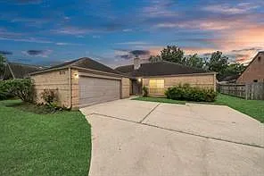 210 Squires Bnd Photo 1