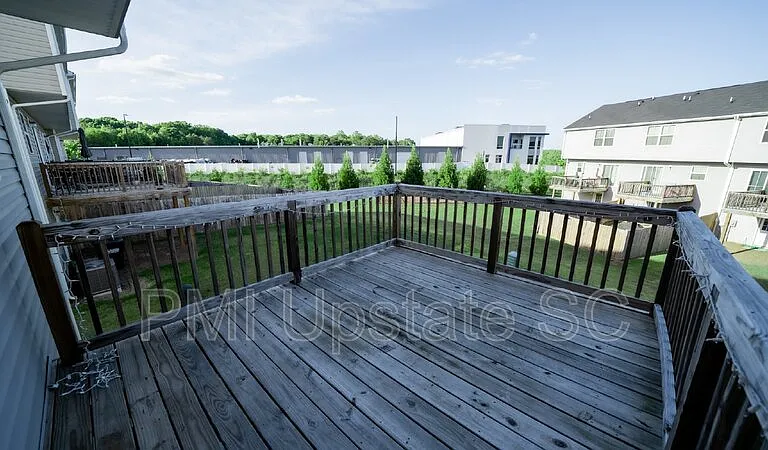 226 Coldwater Creek Ct — Photo 28