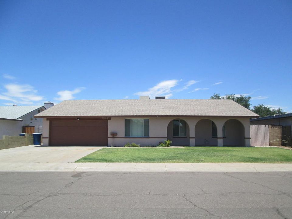 1st image of 2526 E Manhatton Dr