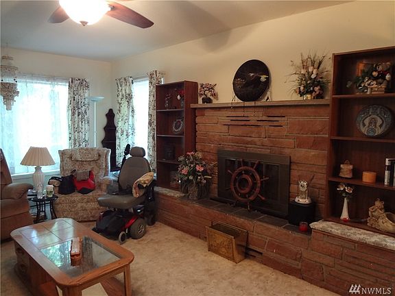 3rd image of 4120 W North St