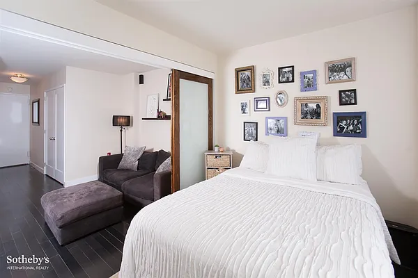 Sold by Sotheby's International Realty | media 12