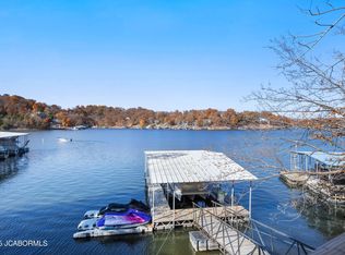 21 Jonathan Ct, Lake Ozark, MO 65049