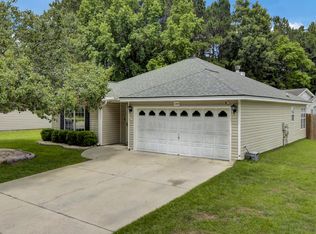 1210 Raptor Dr, Hanahan, SC 29410