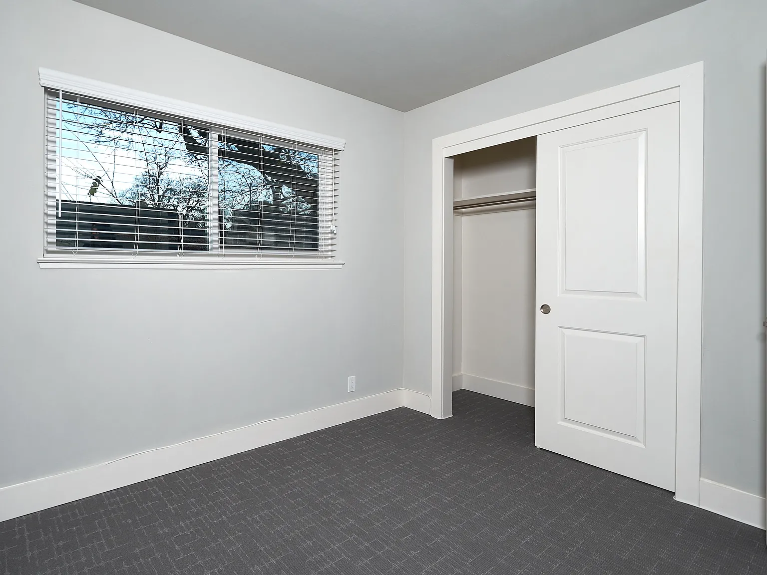 Allure Apartments — Photo 4