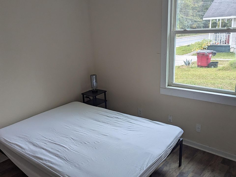 Full bed