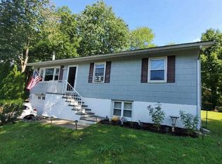 8 Chauncey Rd, Carmel, NY 10512