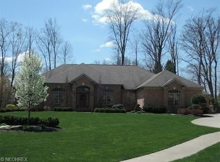 4001 Marietta Ct, Canfield, OH 44406