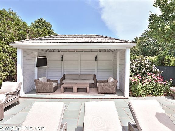 5th image of 54 Fuller St