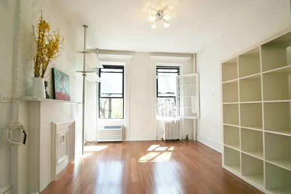 Rented by Aventana | media 43