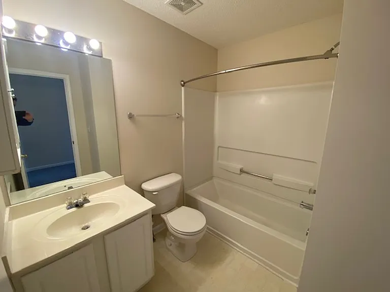 5463 Medlock Corners Dr — Photo 34