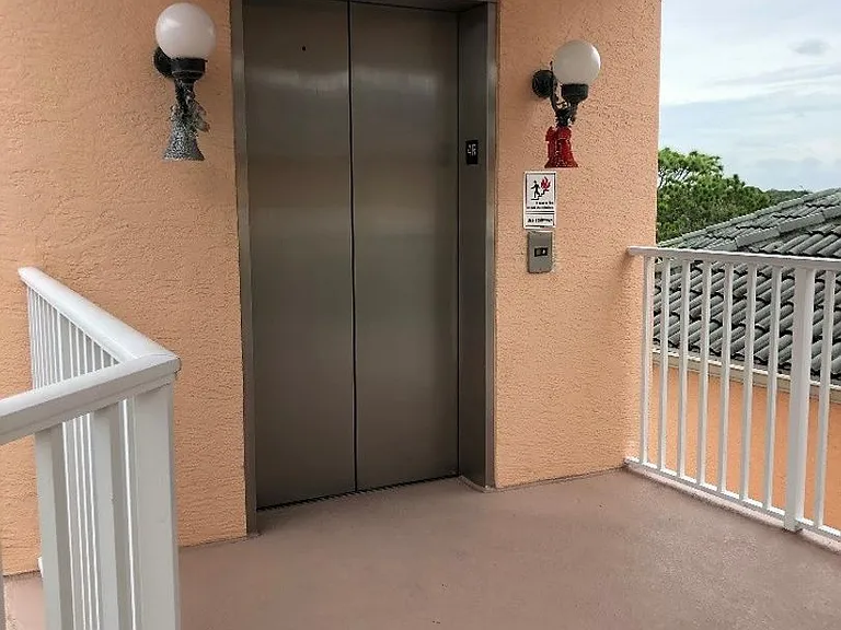 1320 Gondola Park Dr — Photo 5