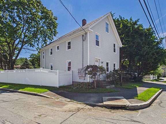 2nd image of 61 Bridge St