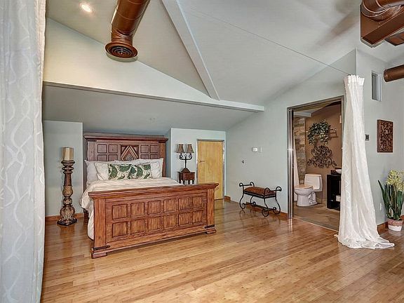 5th image of 2020 H St APT C