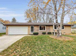3017 Sandia Dr, Green Bay, WI 54313