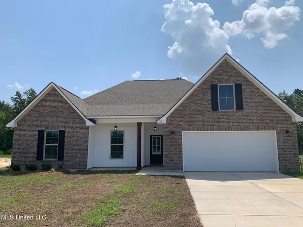 10173 Patrick Dr, Gulfport, MS 39503