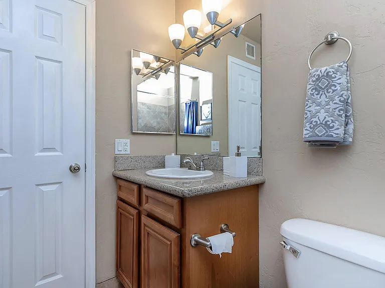 2 bed 1 bath model