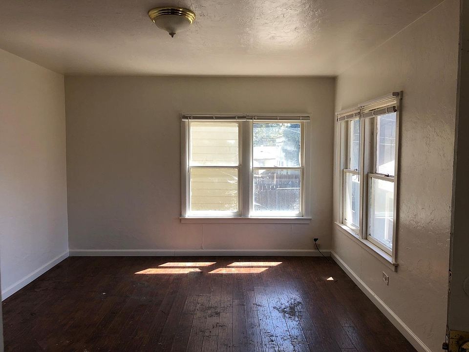 358361 231 W 20th St Merced CA Zillow