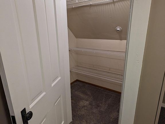5th image of 803.5 N Broadway St