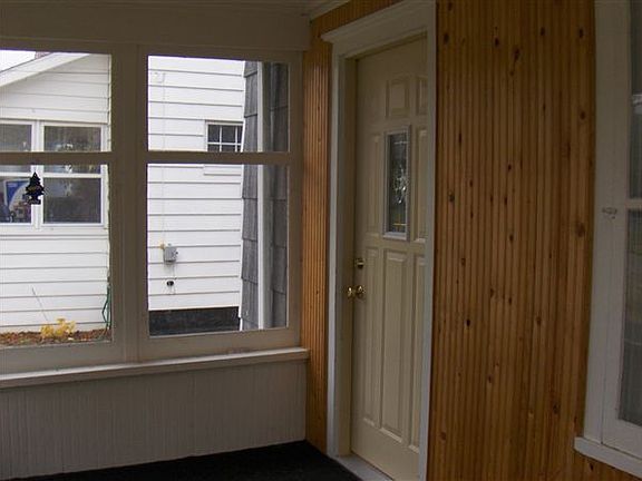 porch/Front Door