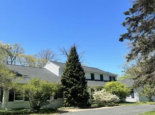 4661 N Lake Dr, Whitefish Bay, WI 53211