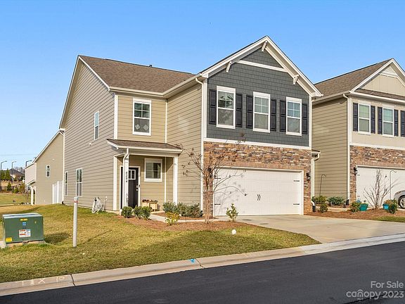 3rd image of 4284 Plumeria Way