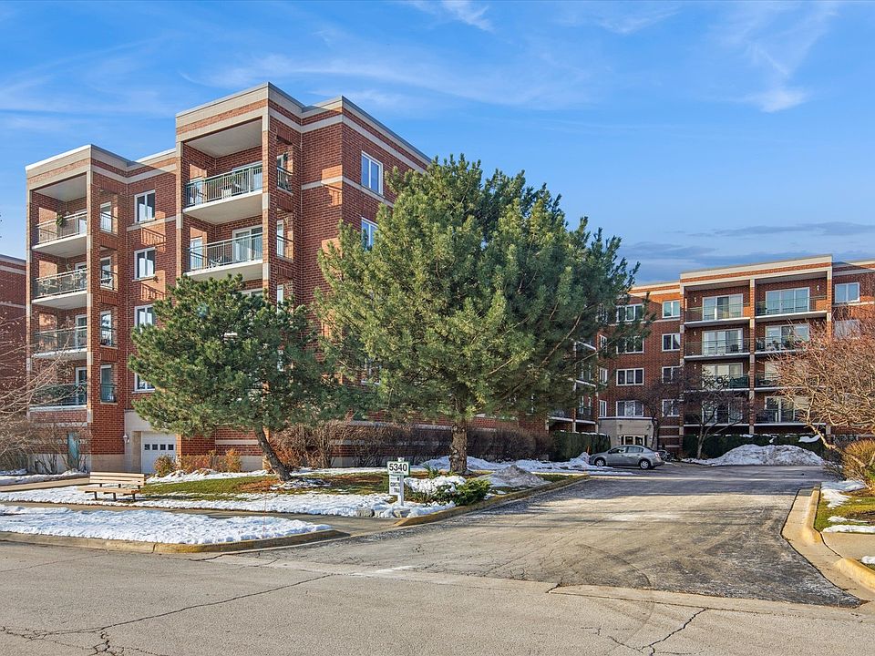 1st image of 5340 N Lowell Ave APT 301