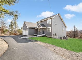 1285 Pippin Orchard Rd, Cranston, RI 02920