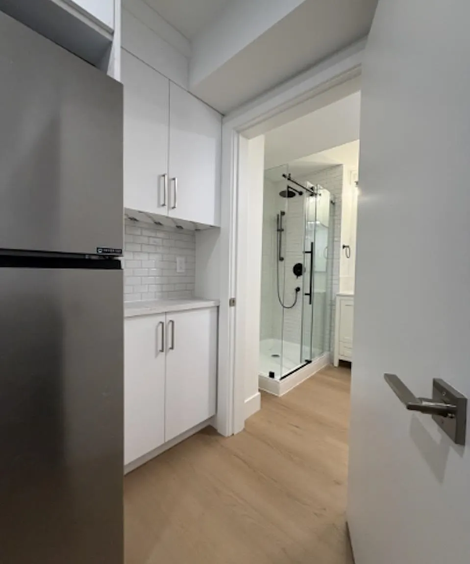1 bed, 650 sqft, $1,950 — Photo 3
