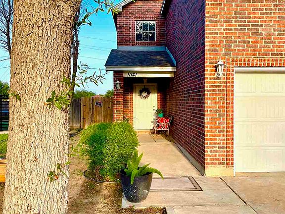3rd image of 11141 Carrizo Dr
