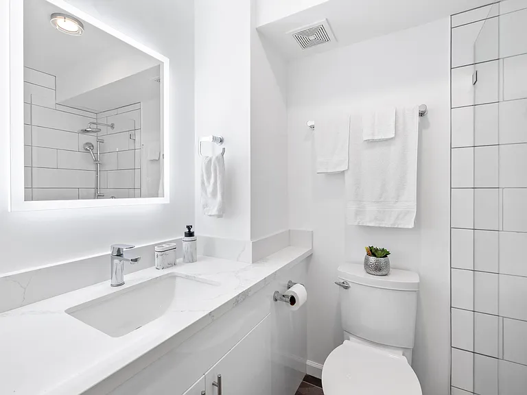 2345 Ala Wai Blvd #1807 — Photo 13