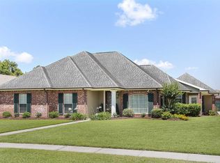108 Estates Dr, Thibodaux, LA 70301