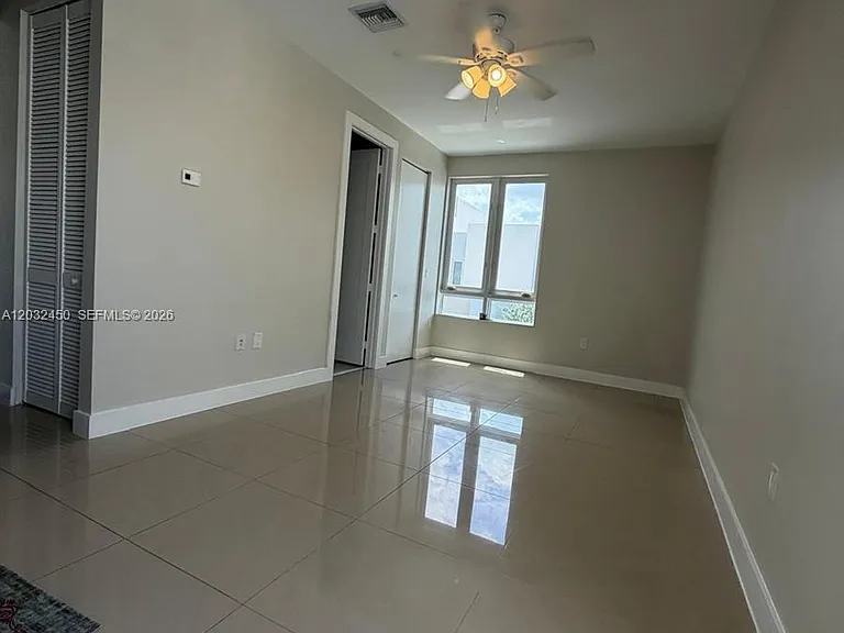 6440 NW 103rd Psge #6440 — Photo 12