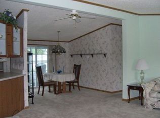5446 Autumnash Ln, Machesney Park, IL 61115