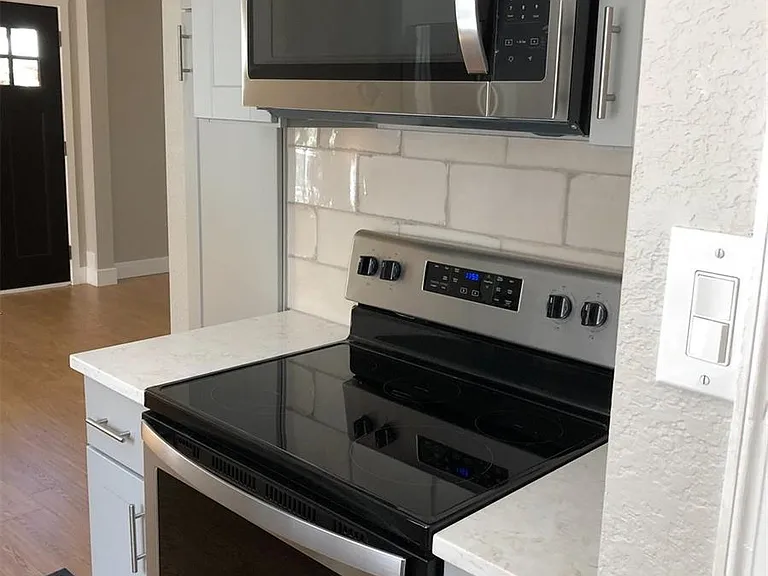 164 S Ogden St — Photo 14