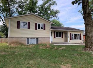 2254 Chandler Ln, Columbus, IN 47203