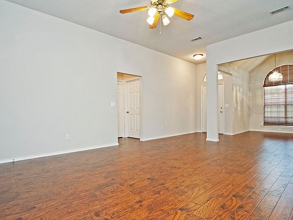 4th image of 7757 Lancelot Rd