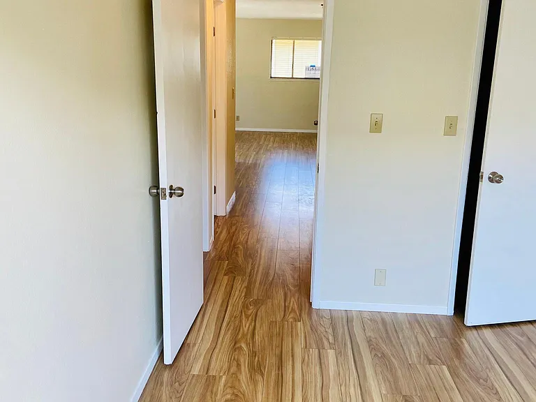 2638 Coffey Ln — Photo 5