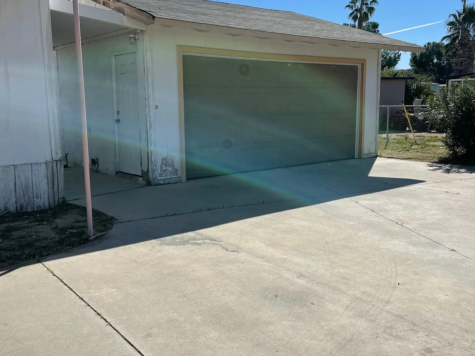 2 bed, 1.5 bath, 924 sqft, $1,800 — Photo 3