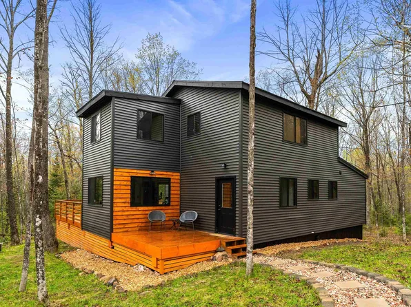 5915 Old Miller Trunk Hwy, Duluth, MN 55811