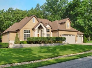 533 Weatherstone Dr, Branson West, MO 65737