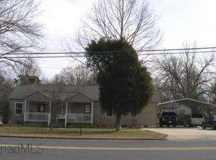 3309 Creek Ridge Rd, Greensboro, NC 27406