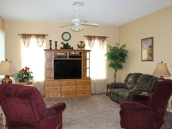 3rd image of 17940 SE 125th Cir